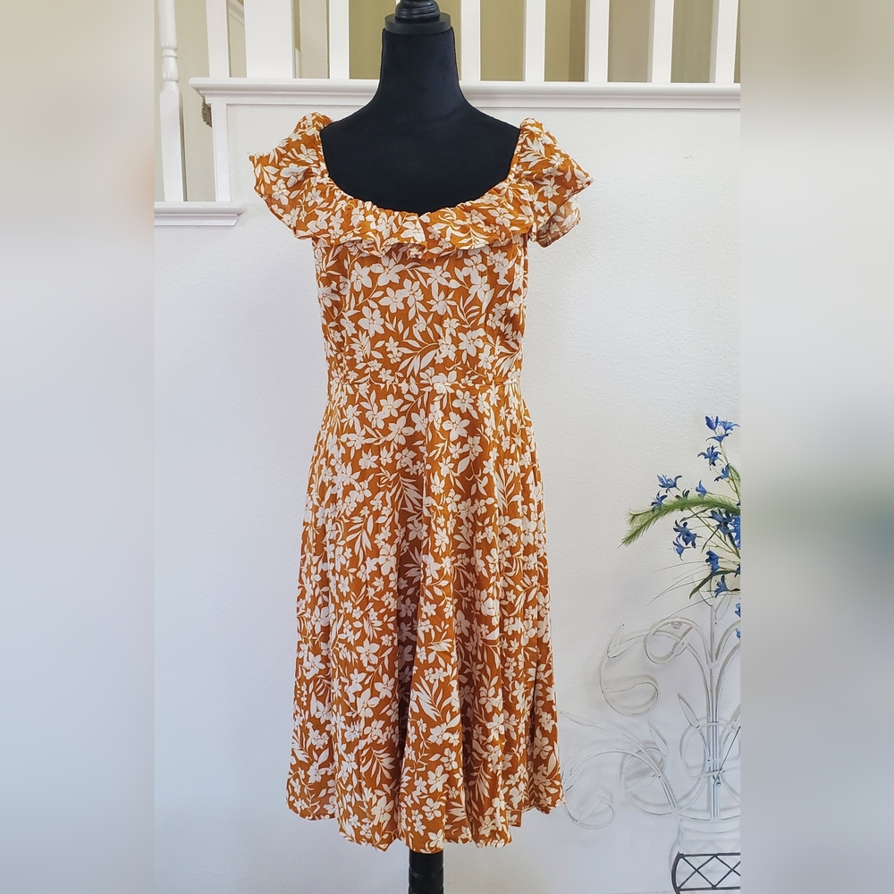 Old Navy - Earthy Cllor Dress - Sleeveless - Floral - Rufflea Around the Neck